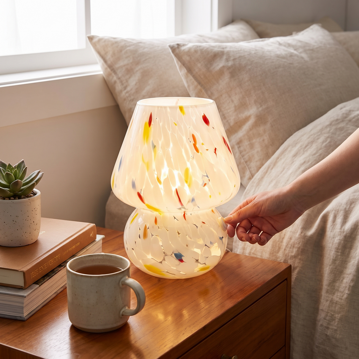 Mushroom-Shaped Glass Table Lamp