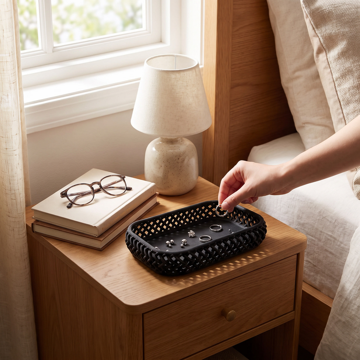 Trellis Woven Storage Tray