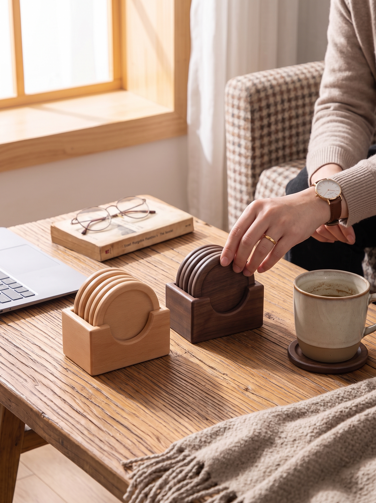 Ashford Wooden Coaster 6-Piece Set with Holder lifestyle image 1
